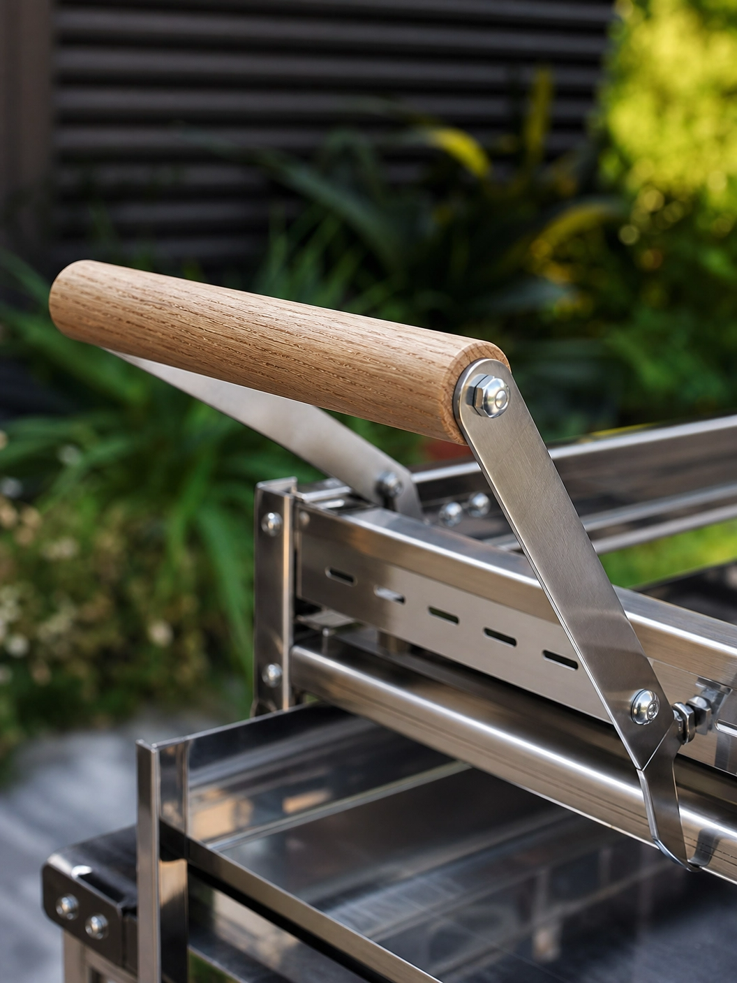 Isı Ayarlı Kömürlü Mangal BBQ | Tek Hamlede Çevrilebilir Izgara | Bahçe Balkon Kamp Piknik Mangalı